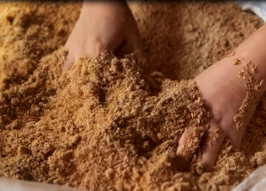 三段階発酵飼料の仕込み